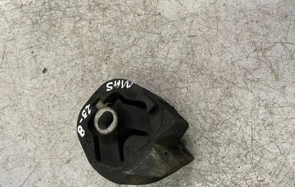 Renault Master III Engine mount bracket 8200675064