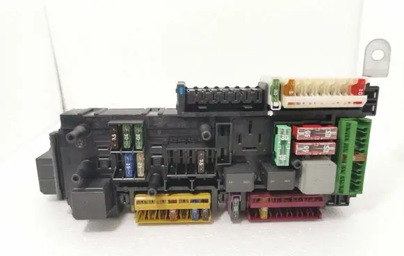 Mercedes-Benz SLK R172 Fuse module 168298