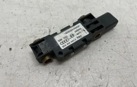 Audi A6 S6 C6 4F Airbag deployment crash/impact sensor 8E0959643E