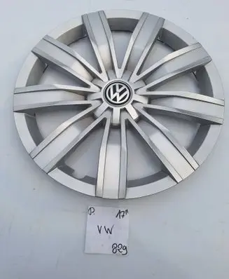 Volkswagen Tiguan R17 wheel hub/cap/trim 5NA601147B