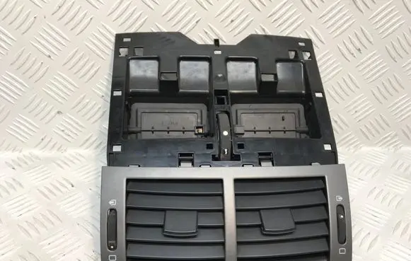 Peugeot 407 Dash center air vent grill 9644589777