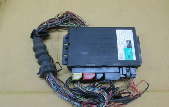 Audi A6 S6 C5 4B Comfort/convenience module 4B0962258D
