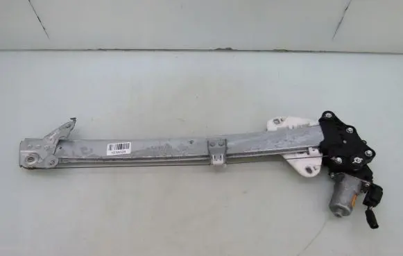 Honda HR-V Front door window regulator with motor 