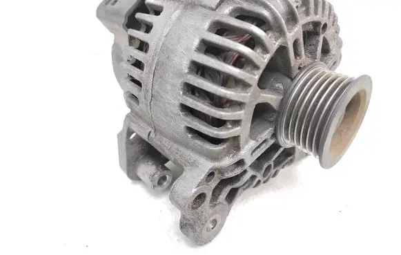 Volkswagen Golf Plus Generator/alternator 03C903023B 406003162 2542731f