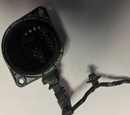 Nissan Pathfinder R51 Mass air flow meter