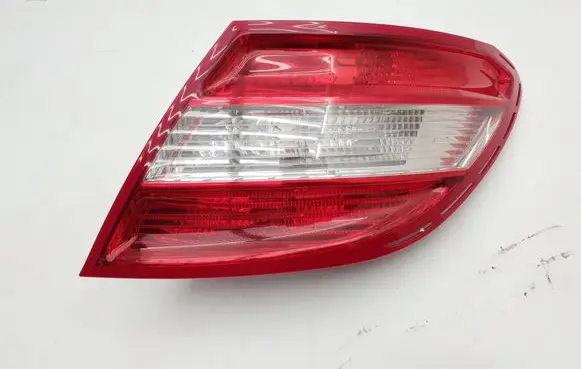 Mercedes-Benz C W204 Rear/tail lights 2048200264 753002 E121692A01