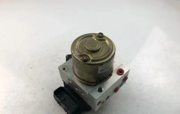 Suzuki Liana ABS Pump AC046001234