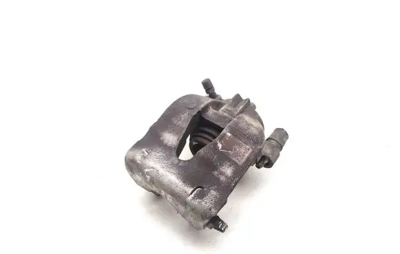 Volkswagen Polo VI Front brake caliper VCF117