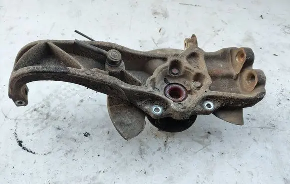 Tesla Model S Front wheel hub spindle knuckle