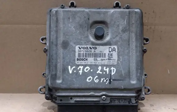 Volvo V70 Engine control unit/module 30729826A 0281012103