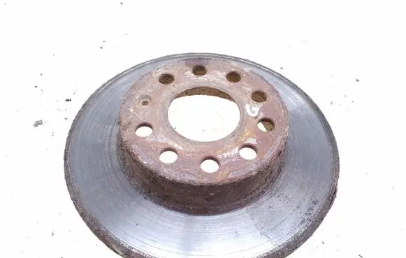 Volkswagen Touran I Rear brake disc