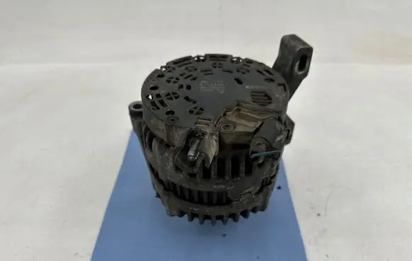 Volvo V70 Generator/alternator 0121615005