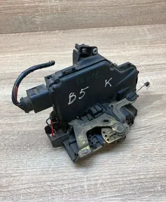 Volkswagen PASSAT B5 Rear door lock 1J0973714 WITHPLUG