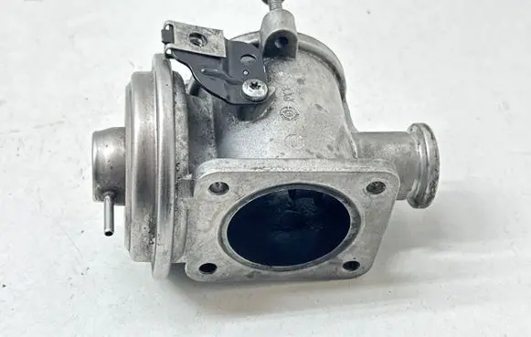 BMW X5 E70 EGR valve 7804380 07T038