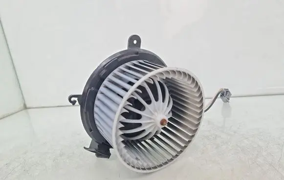 Opel Zafira C Heater fan/blower U7253002