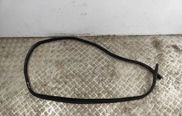 Mazda Tribute Rubber seal rear door 
