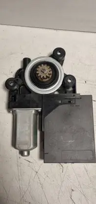Volvo V50 Front door window regulator motor 31295175AA