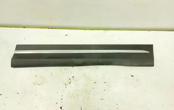 Mercedes-Benz GLA H247 Front door trim (molding) A2477271501JLK01