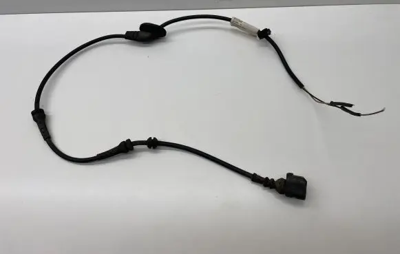 Volkswagen Golf VI Front ABS sensor wiring 1K0927904Q