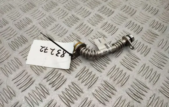 Ford Fiesta Turbo turbocharger oiling pipe/hose H6BG6K677AA
