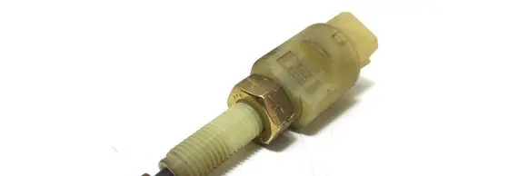 Volkswagen PASSAT B5 Brake pedal sensor switch 4A0945515A