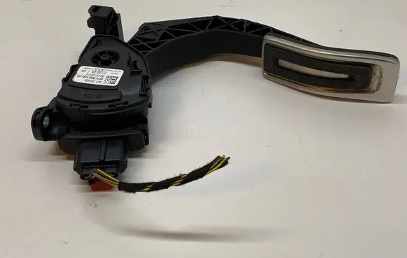 Audi Q5 SQ5 8R Accelerator throttle pedal 4H1723523 6PV00950528