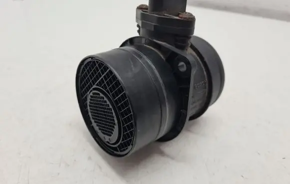 Volkswagen Caddy Mass air flow meter 074906461B 0281002461