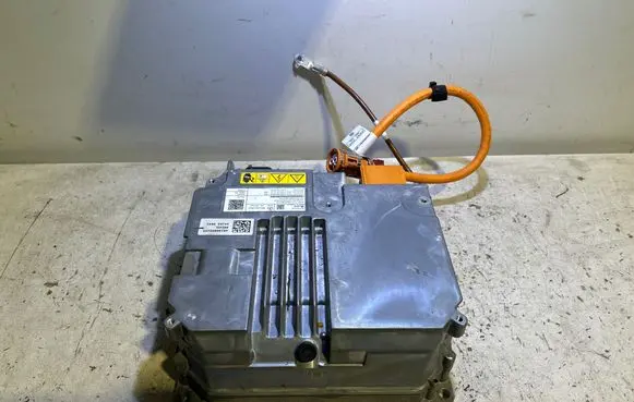 Mercedes-Benz EQA Hybrid / electric car battery A0009015211 A0019026702 A0009002650