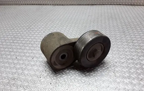Chrysler Voyager Generator/alternator belt tensioner