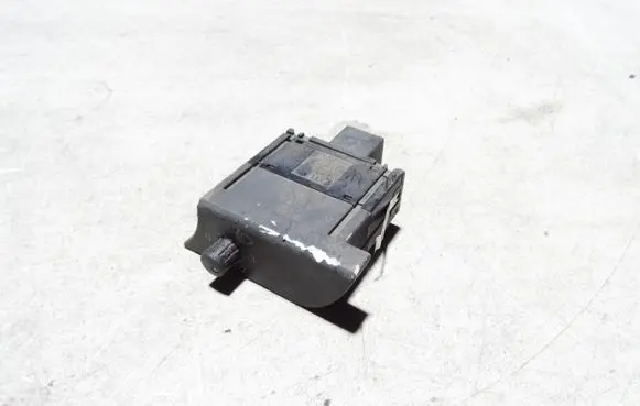 Audi A4 S4 B7 8E 8H Headlight level height control switch 8E1919094