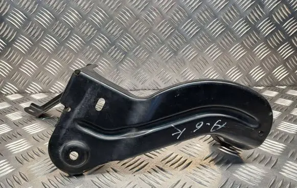 Audi A6 S6 C6 4F Intercooler pipe mounting bracket 4F0145813F