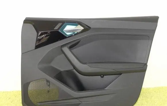 Audi A1 Front door card panel trim 82B867178