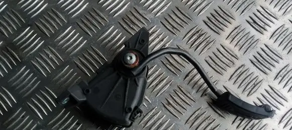 Renault Master II Accelerator throttle pedal 7700314526 6PV00811906