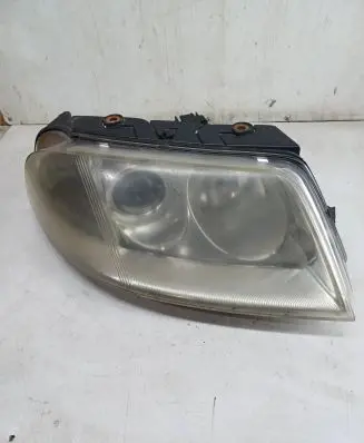 Volkswagen PASSAT B5.5 Headlight/headlamp 1LL00835004