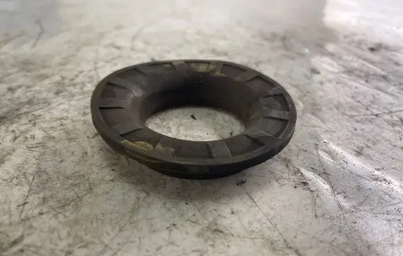 Hyundai Getz Rear coil spring rubber mount 553321c000