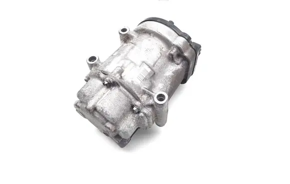 Toyota C-HR I Air conditioning (A/C) compressor (pump) 0424000371 ESB20C