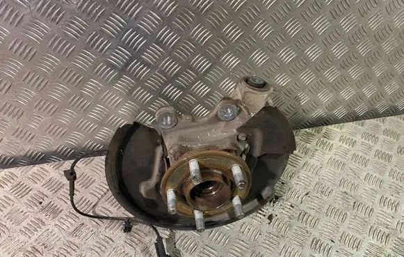 Ford Mustang VI Rear wheel hub