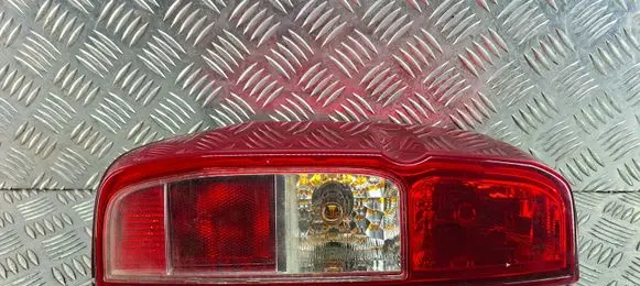 Nissan Navara D40 Rear/tail lights