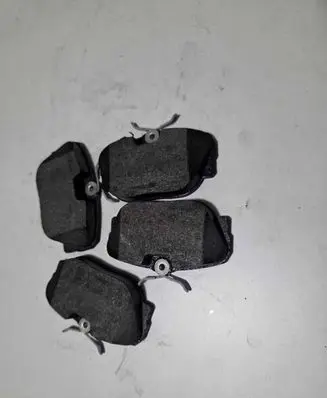BMW Z1 Brake pads (front) 34111161349