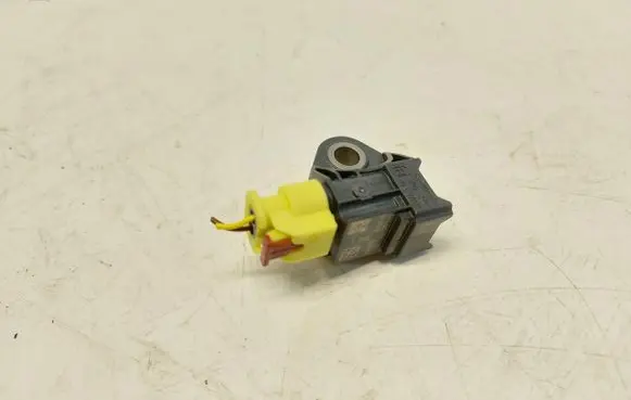 Porsche Taycan 9J1 Airbag deployment crash/impact sensor 4N0959651EJLK01