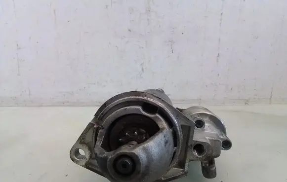 Opel Zafira A Starter motor D352605405110