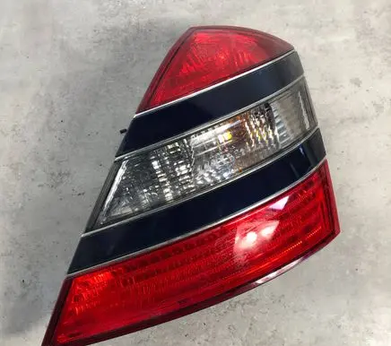 Rear/tail lights