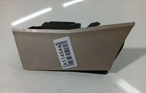 Opel Astra H Cigarette lighter