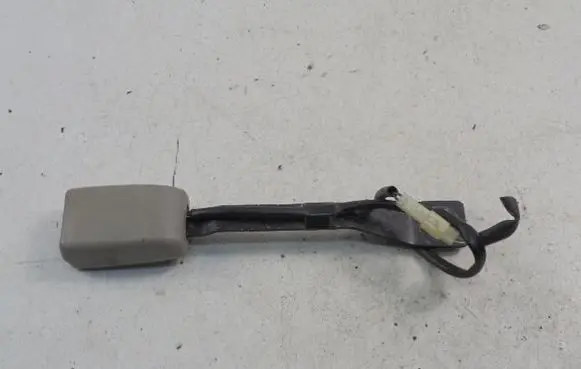 Suzuki Grand Vitara II Rear seatbelt buckle 060731BG