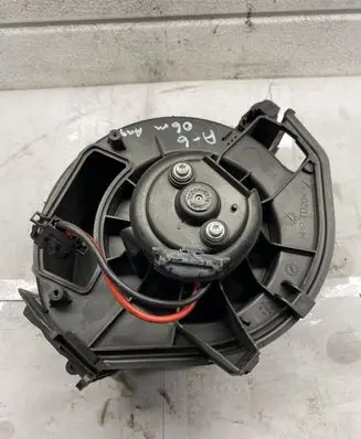 Audi A6 S6 C5 4B Interior heater climate box assembly 9028