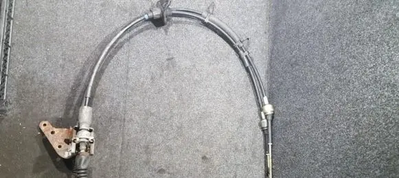 Mitsubishi Space Star Gear shift cable linkage