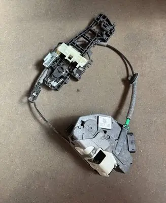 Ford Kuga II Front door lock BM5AA21813AH