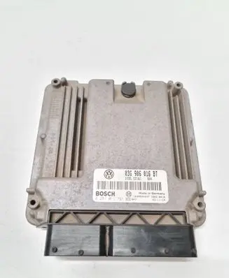 Volkswagen Touran I Engine control unit/module 03G906016BT 0281011761 1039S04447