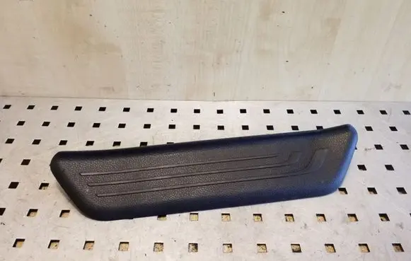 Hyundai i40 Rear sill trim cover 858883Z000
