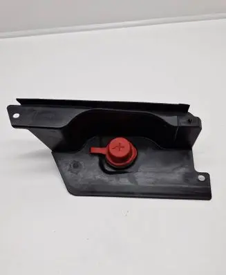 BMW X1 F48 F49 Battery box tray cover/lid 51717290727 7290727 5675210